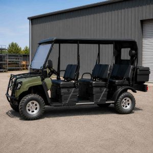 Golfette 4x4 9 places Ebox neuve verte dans un site industriel
